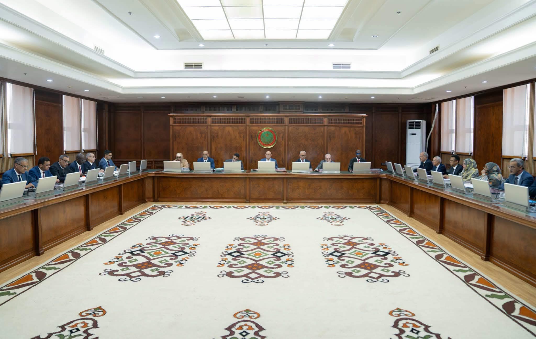 نشر البيان الصادر عقب اجتماع مجلس الوزراء