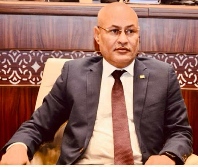 العدل بين التاجر والمواطن: ركيزة الاستقرار الاقتصادي في زمن الأزمات